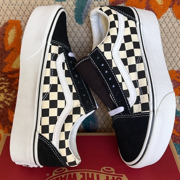 Vans WMNS Old Skool Stacked 
Checkerboard Black/Classic
VN0A7Q5MTYQ
Platforms - Picture 11 of 16